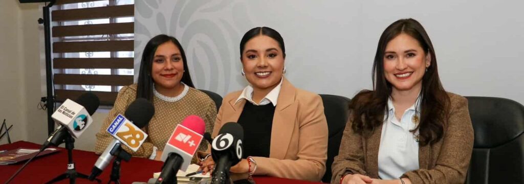Inicia entrega de tarjetas de beca Rita Cetina Gutiérrez en secundarias