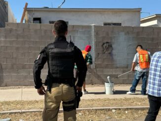 Concientizan policías municipales a grafiteros de la zona oriente de la ciudad