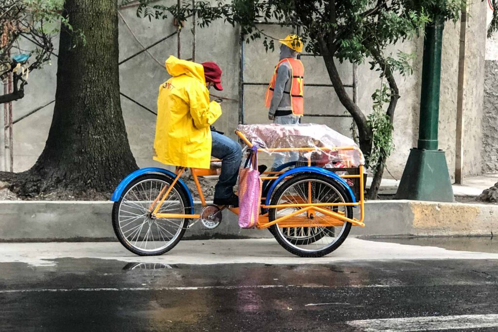 Activan doble alerta por lluvias fuertes en la CDMX para hoy miércoles 3 de junio de 2026