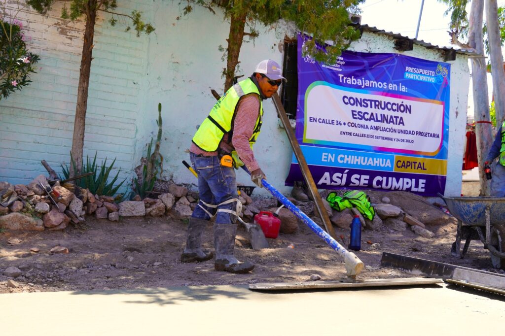 Arranca Municipio construcción de acceso seguro para familias de la Ampliación Unidad Proletaria